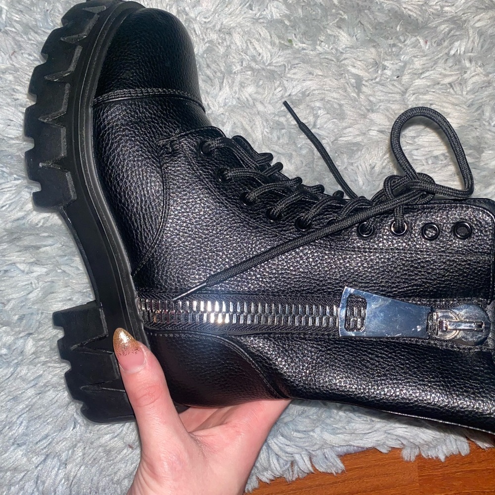Brand new beautiful, vegan leather combat boots - Picture 6 of 11